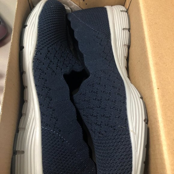 Skechers Shoes - Skechers Women's Seager Navy Size 8 $64.99 NWT Slip On Classic Fit Memory Foam